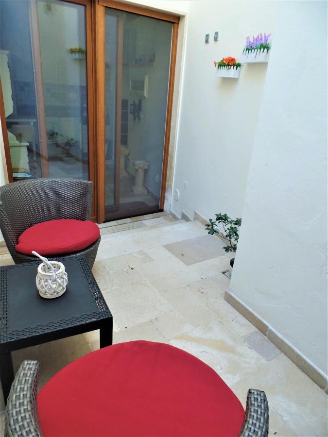Regina Viarum Apartment, Historic City Centre Brindisi Eksteriør bilde