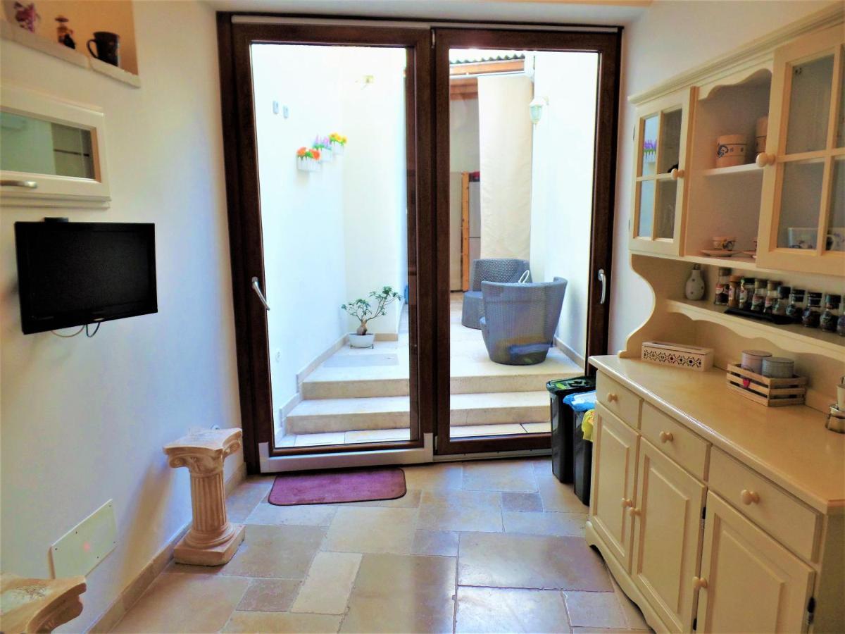 Regina Viarum Apartment, Historic City Centre Brindisi Eksteriør bilde